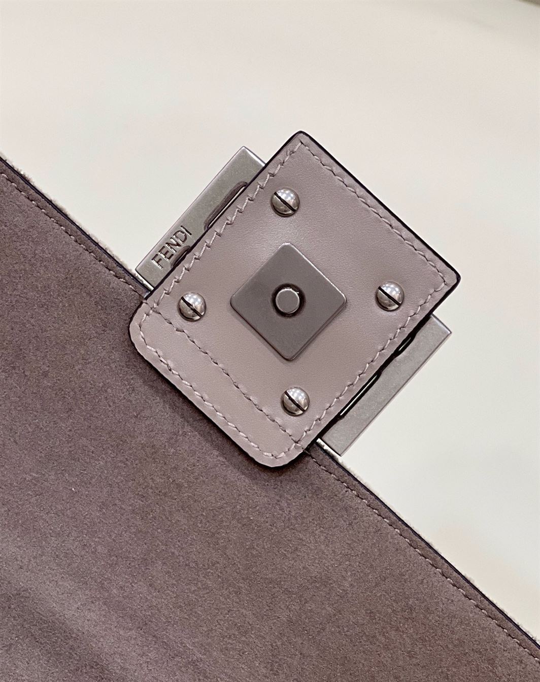 FENDI BAGUETTE CHAIN MIDI DARK GREY