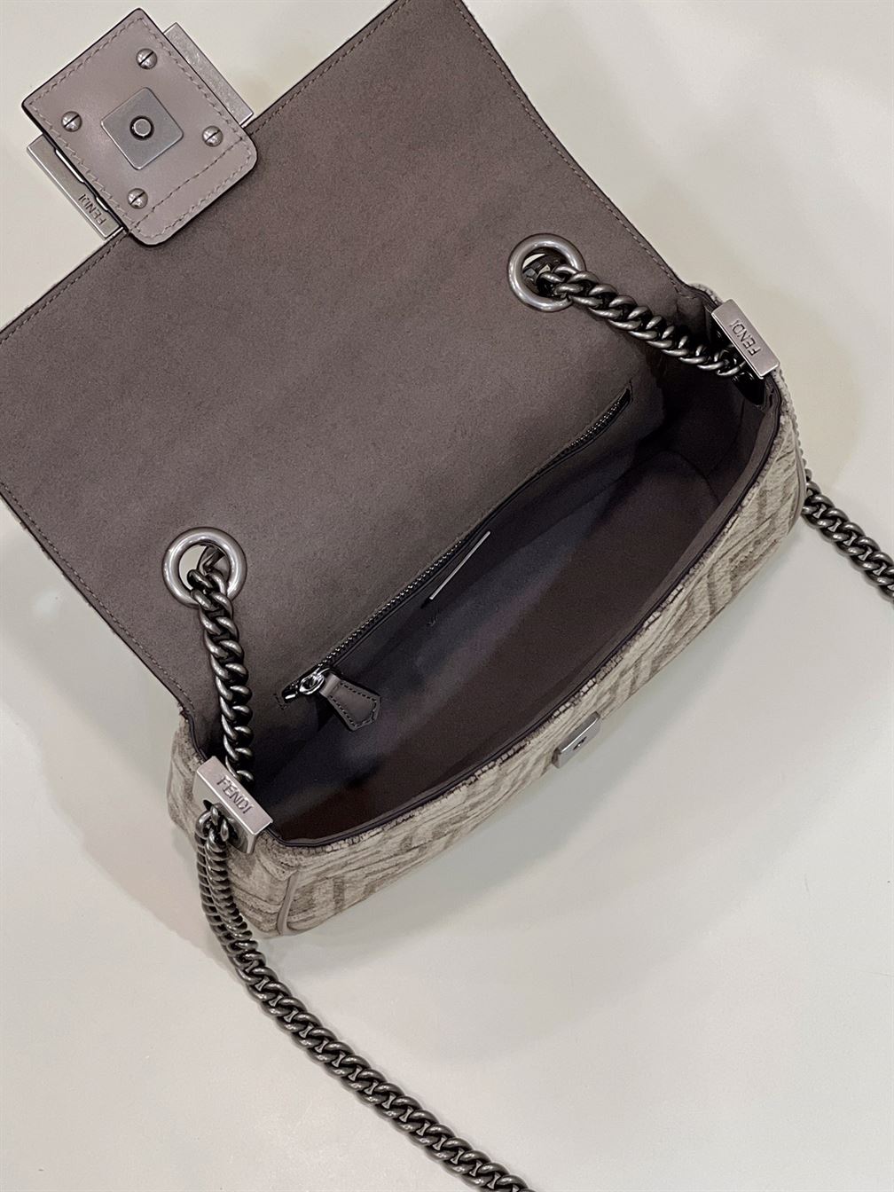FENDI BAGUETTE CHAIN MIDI DARK GREY