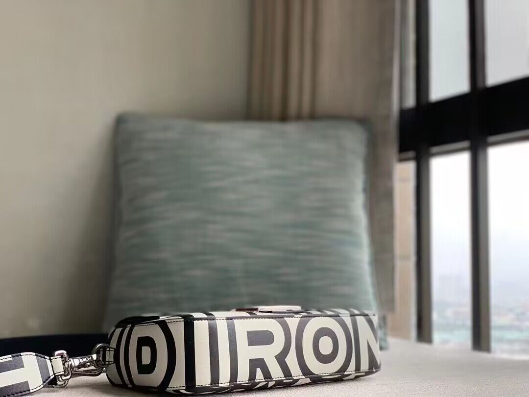 FENDI BAGUETTE TWO TONE LEATHER FENDI