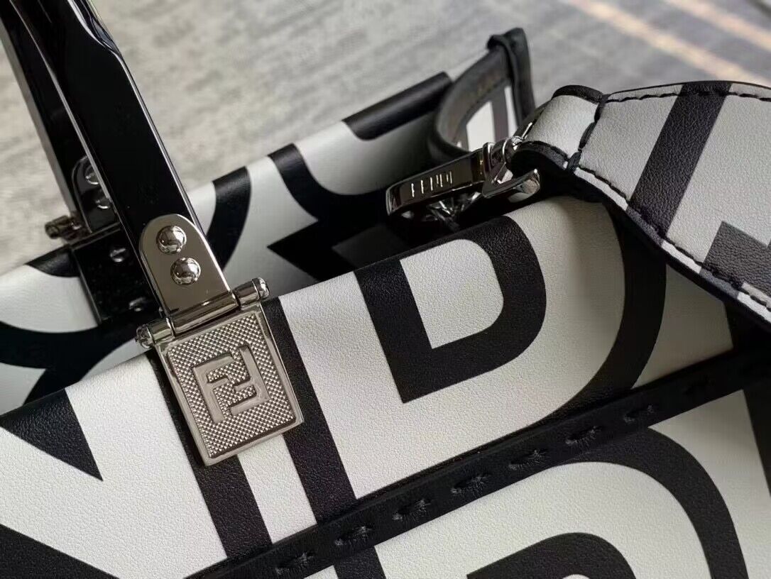 FENDI SUNSHINE MEDIUM TWO TONE LEATHER FENDI