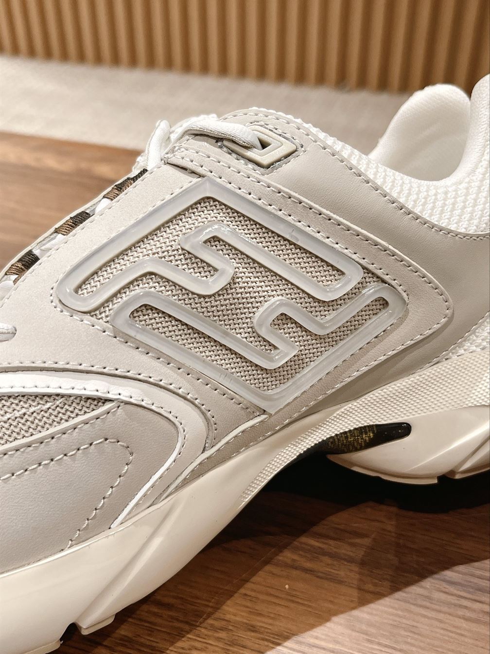 FENDY FASTER TRAINERS WHITE NUBUCK LEATHER LOW TOPS - FDS019