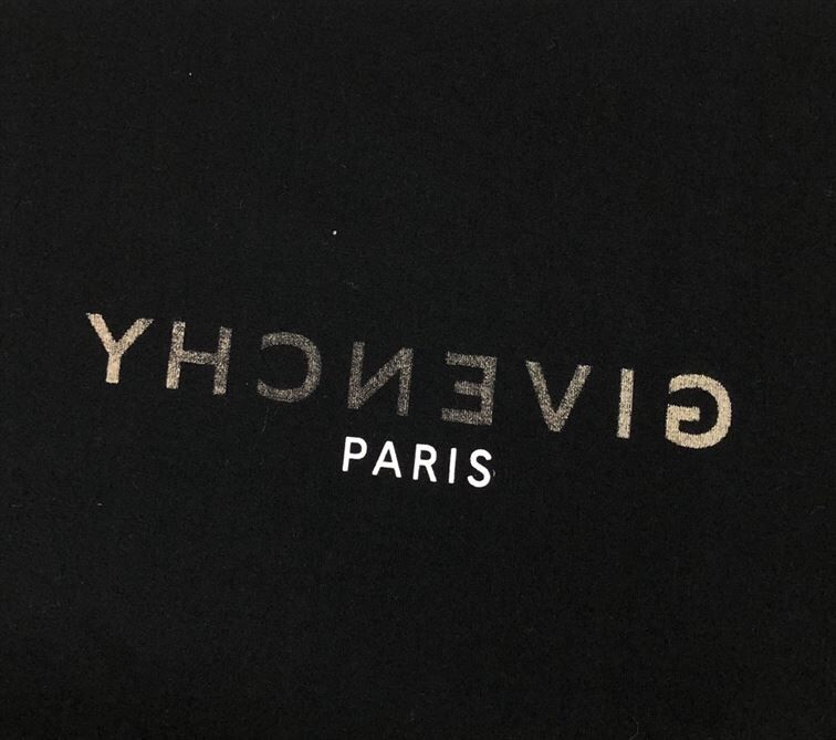 GIVENCHY REVERSE OVERSIZED T-SHIRT IN BLACK - GTS008