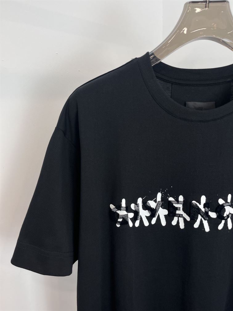 GIVENCHY SLIM FIT T-SHIRT WITH TAG EFFECT - GTS009