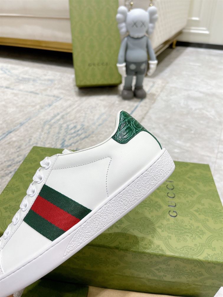 GUCCI ACE LEATHER SNEAKER - GCC089