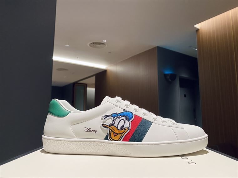GUCCI ACE X DISNEY DONALD DUCK - GCC071