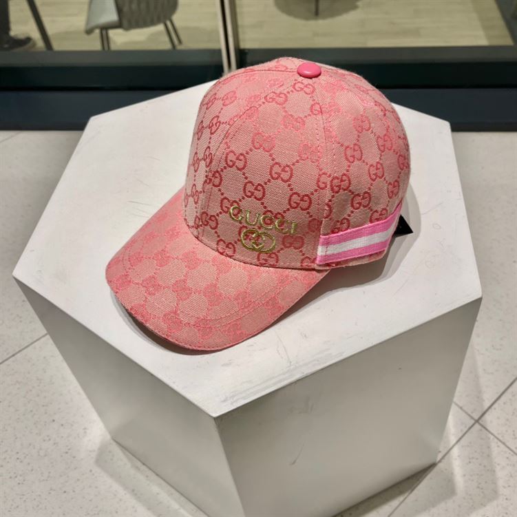 GUCCI BASEBALL HAT