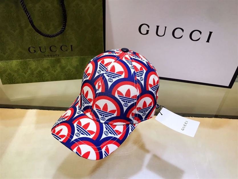 GUCCI BASEBALL HAT