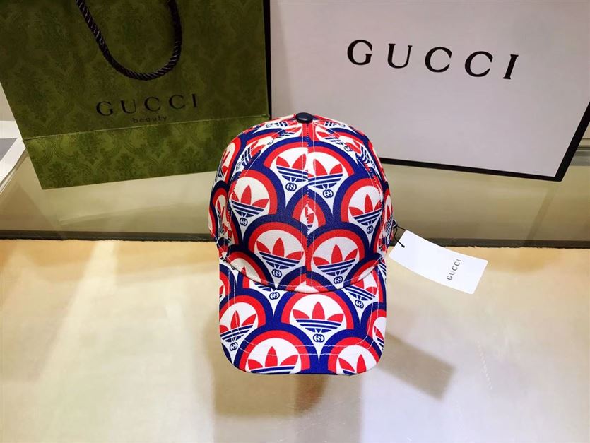 GUCCI BASEBALL HAT