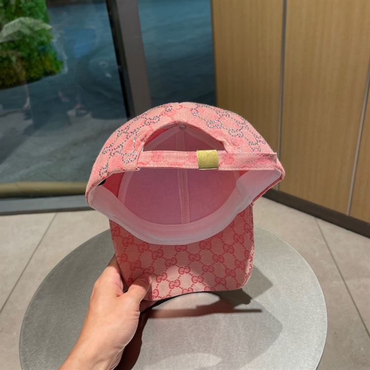 GUCCI BASEBALL HAT