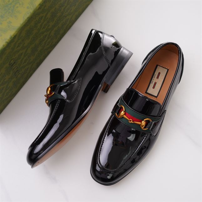GUCCI BRIXTON WEB LOAFER IN LEATHER WITH HORSEBIT - GL012