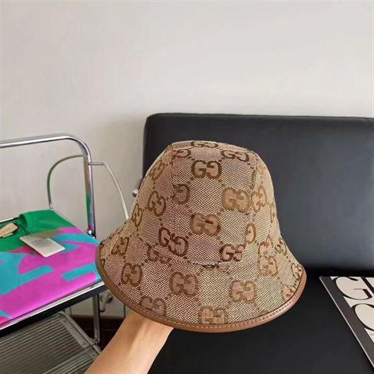 GUCCI BUCKET HAT