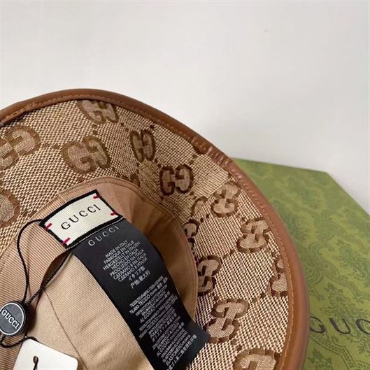 GUCCI BUCKET HAT