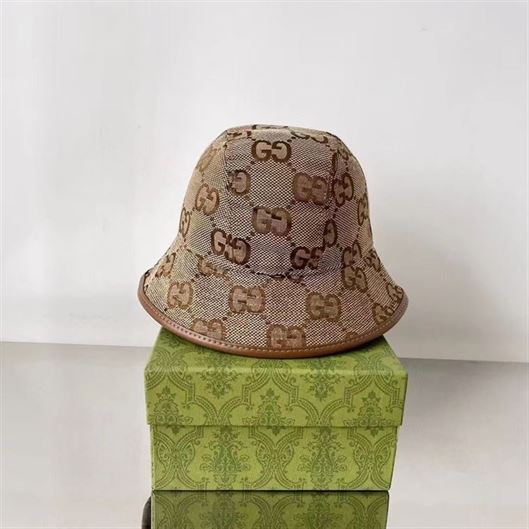 GUCCI BUCKET HAT