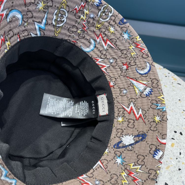 GUCCI BUCKET HAT