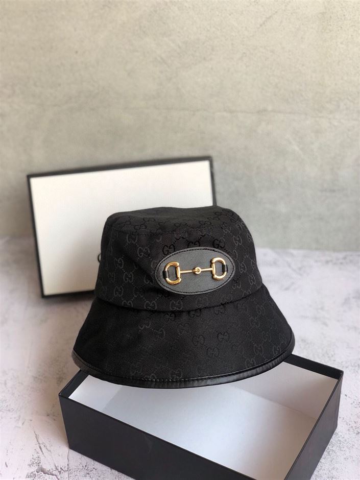 GUCCI BUCKET HAT