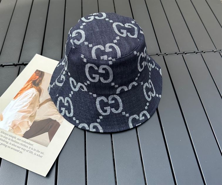 GUCCI BUCKET HAT