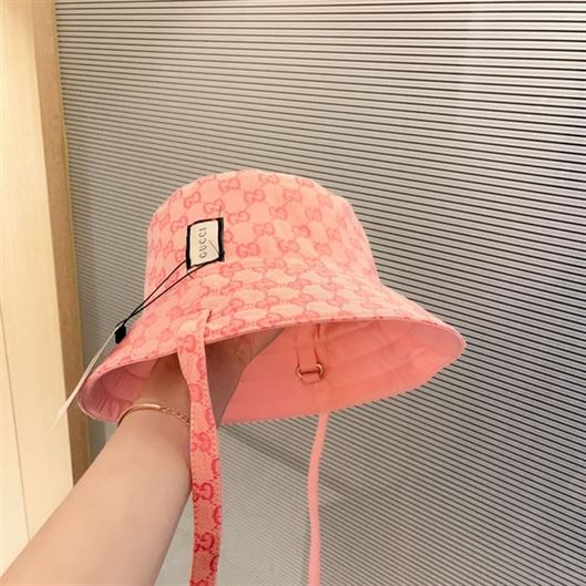 GUCCI BUCKET HAT