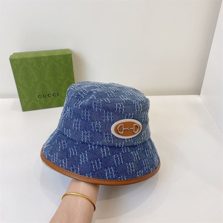 GUCCI BUCKET HAT