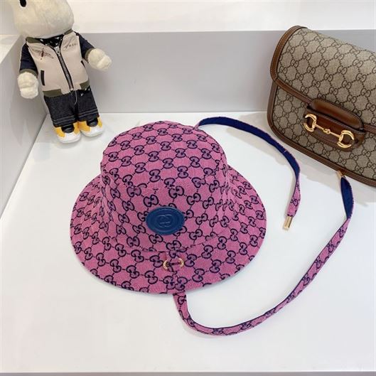 GUCCI BUCKET HAT