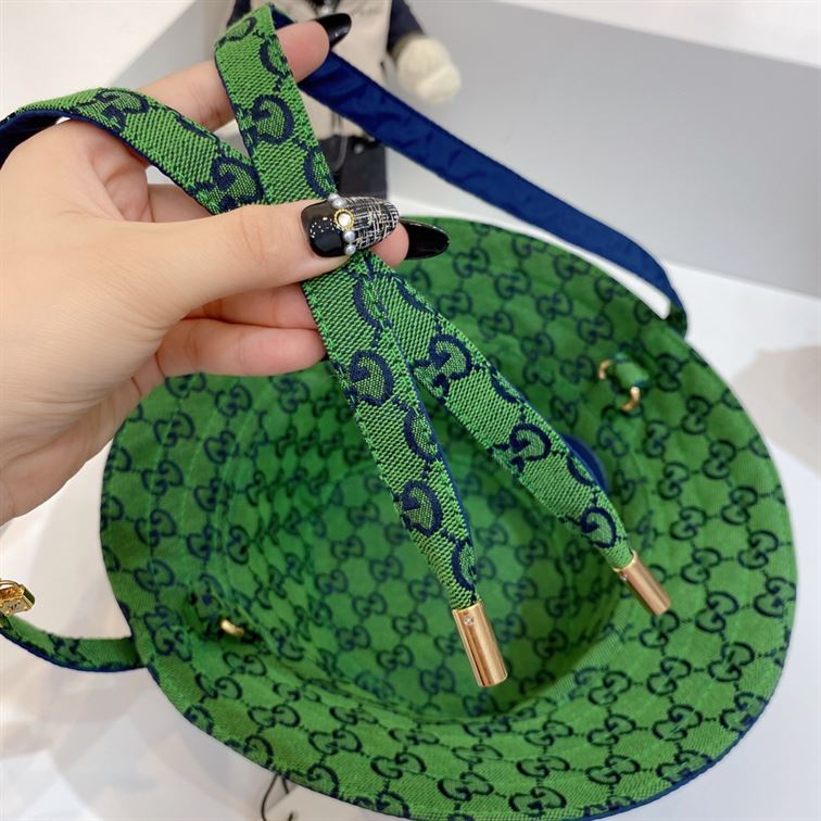 GUCCI BUCKET HAT