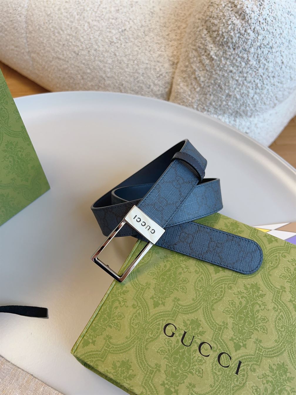 GUCCI GG BELT WITH RECTANGULAR BUCKLE - GB043