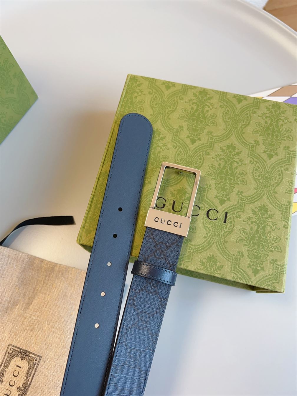 GUCCI GG BELT WITH RECTANGULAR BUCKLE - GB043