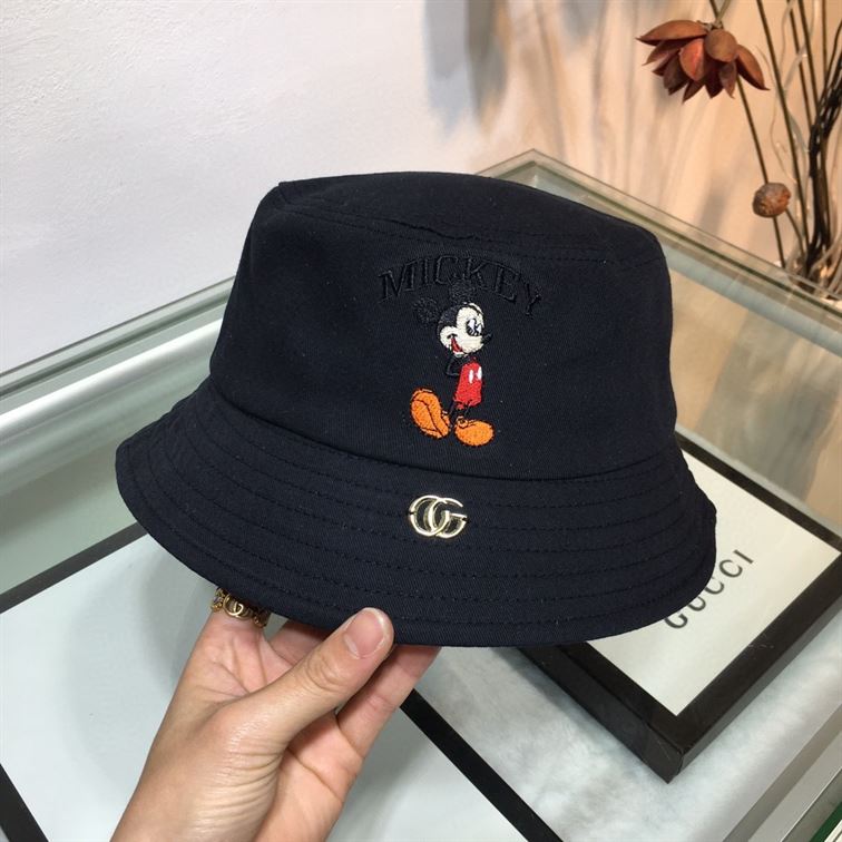 GUCCI GG BUCKET HAT