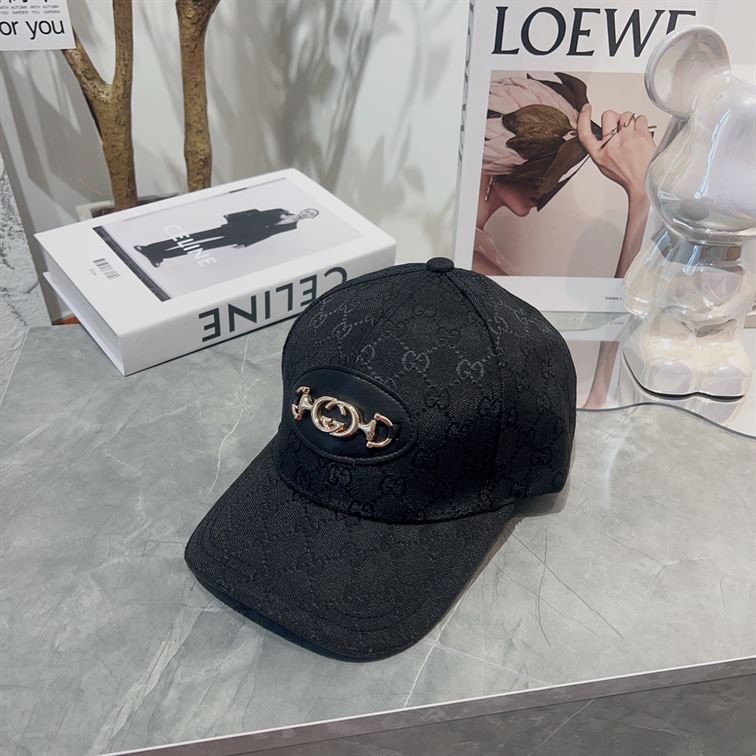 GUCCI GG CANVAS BASEBALL HAT