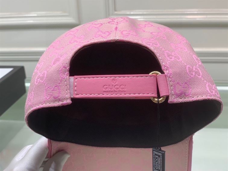 GUCCI GG CANVAS BASEBALL HAT