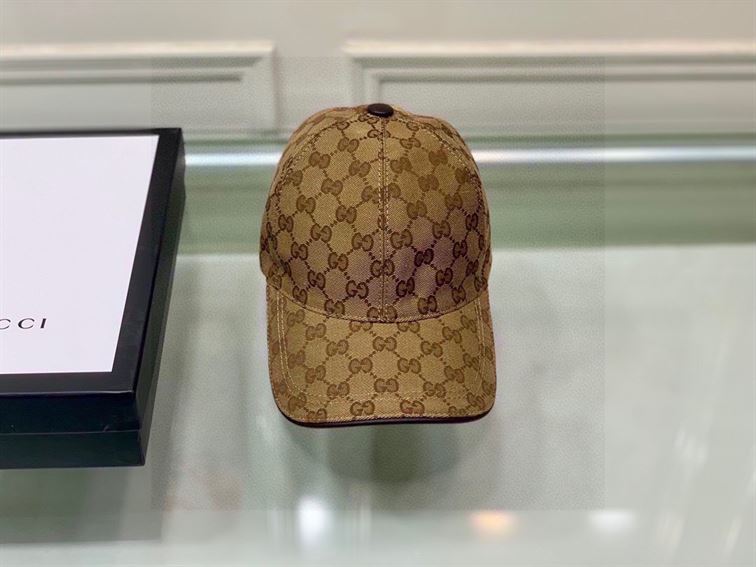 GUCCI GG CANVAS BASEBALL HAT