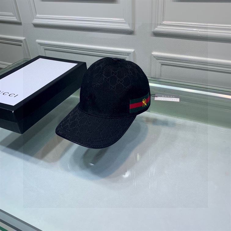 GUCCI GG CANVAS BASEBALL HAT