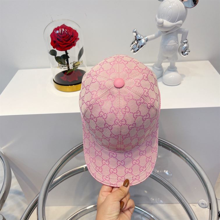 GUCCI GG CANVAS BASEBALL HAT