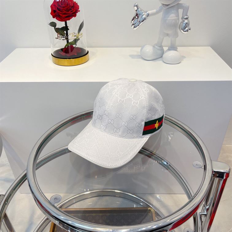 GUCCI GG CANVAS BASEBALL HAT