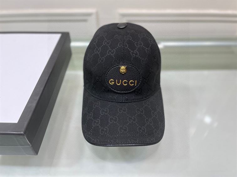 GUCCI GG CANVAS BASEBALL HAT