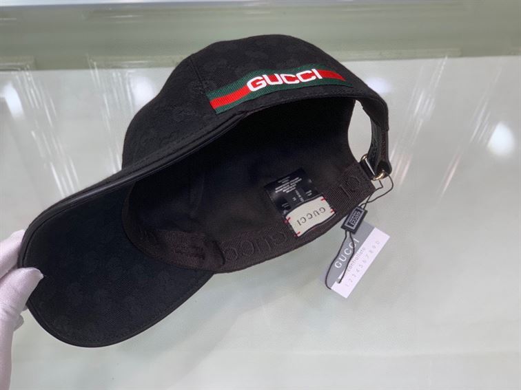 GUCCI GG CANVAS BASEBALL HAT