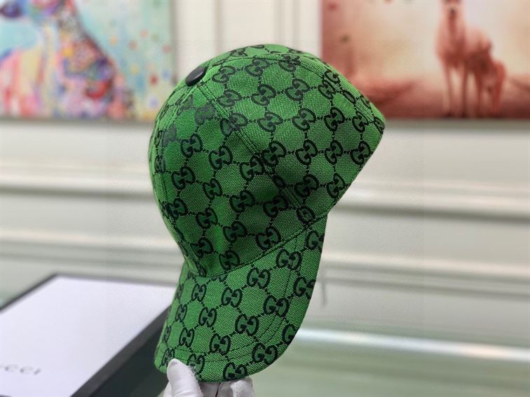 GUCCI GG CANVAS BASEBALL HAT