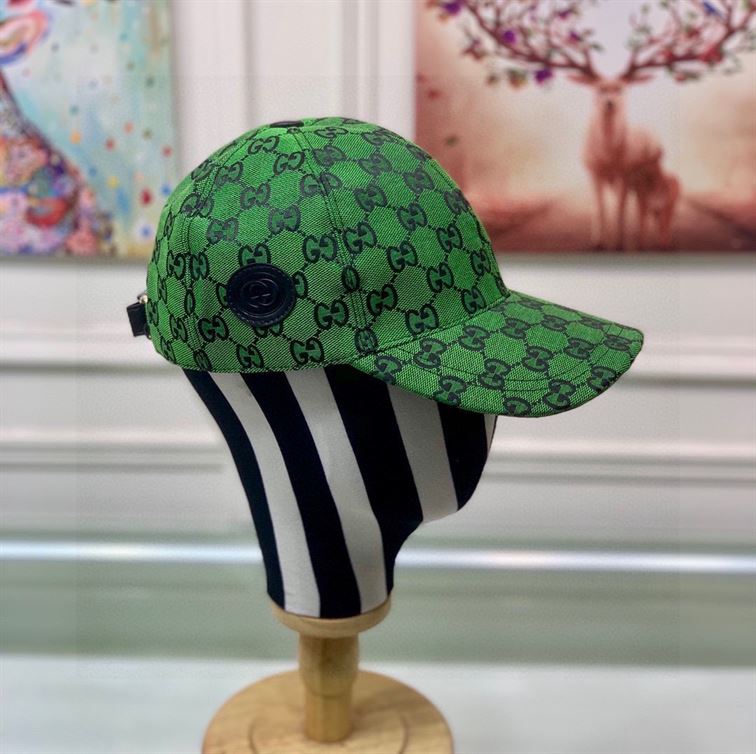 GUCCI GG CANVAS BASEBALL HAT