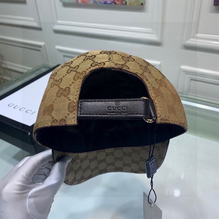 GUCCI GG CANVAS BASEBALL HAT