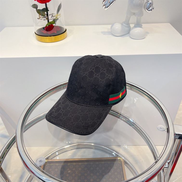 GUCCI GG CANVAS BASEBALL HAT