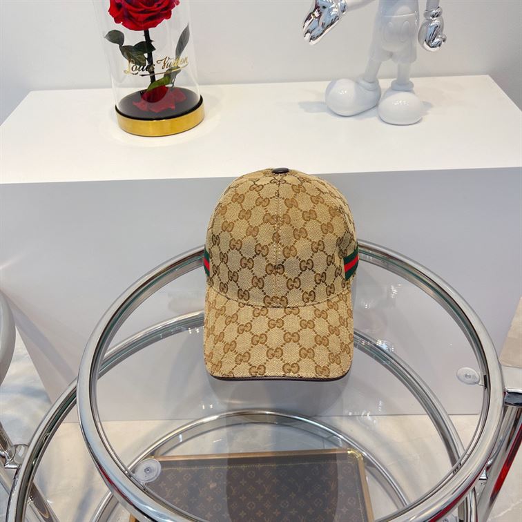 GUCCI GG CANVAS BASEBALL HAT