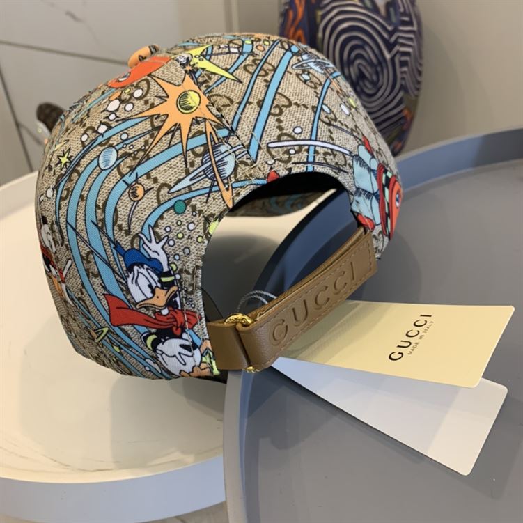 GUCCI GG CANVAS BASEBALL HAT