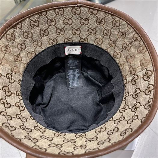 GUCCI GG CANVAS BUCKET HAT