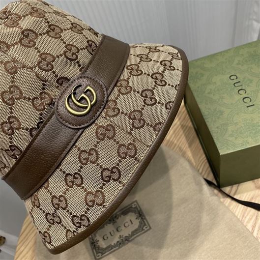 GUCCI GG CANVAS BUCKET HAT