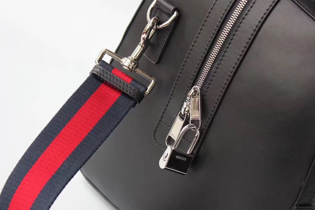 GUCCI GG DUFFLE BAG - BG038