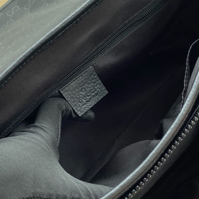 GUCCI GG GUCCISSIMA BLACK NYLON MESSENGER BAG - BG049