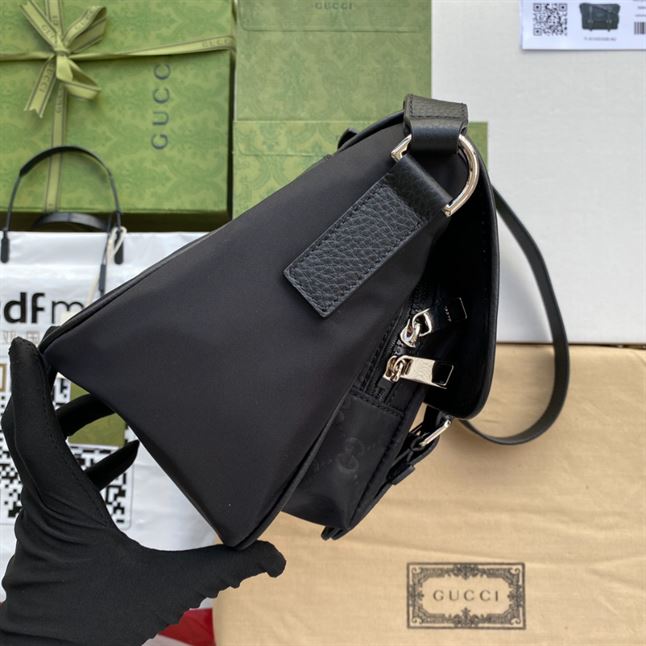 GUCCI GG GUCCISSIMA BLACK NYLON MESSENGER BAG - BG049