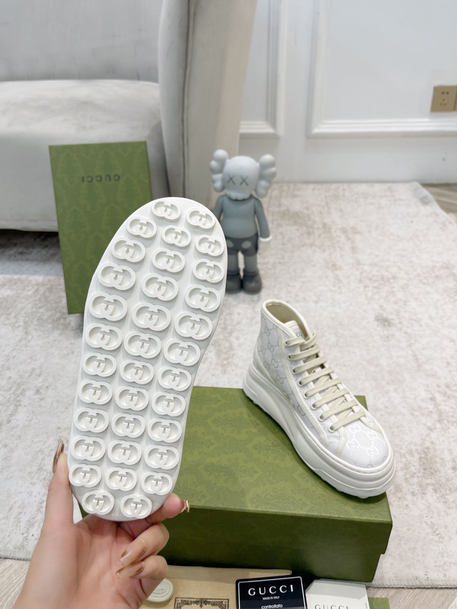 GUCCI GG HIGH TOP TRAINER - GCC152