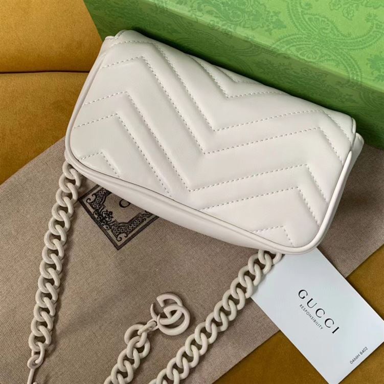 GUCCI GG MARMONT BELT BAG IN WHITE LEATHER