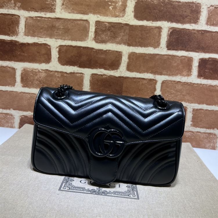 GUCCI GG MARMONT SMALL SHOULDER BAG IN BLACK LEATHER