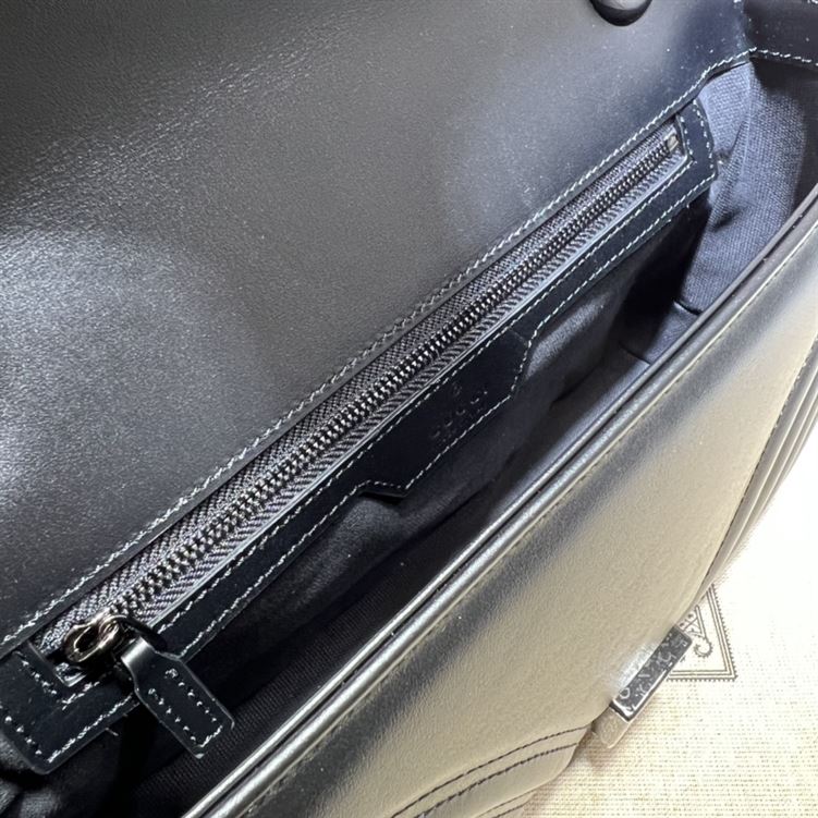 GUCCI GG MARMONT SMALL SHOULDER BAG IN BLACK LEATHER